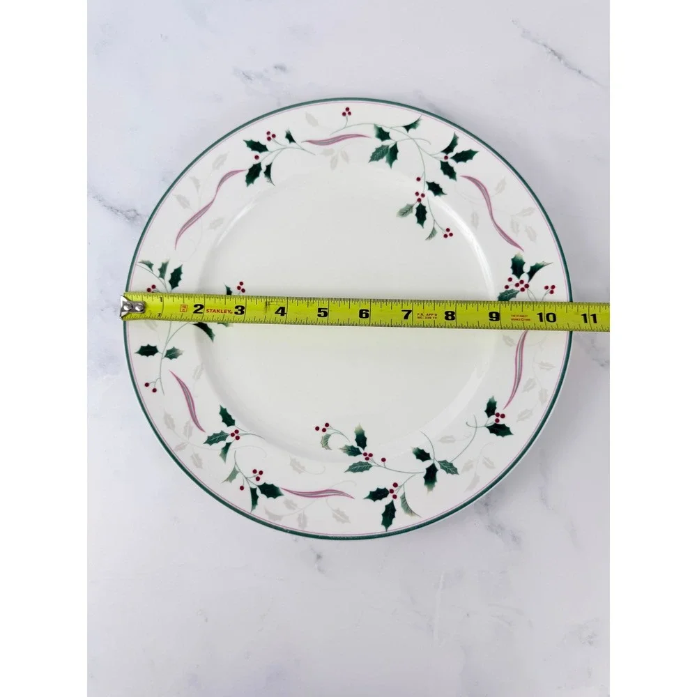 Christopher‎ Stuart HOLIDAY SPLENDOR Y1025 10 5/8